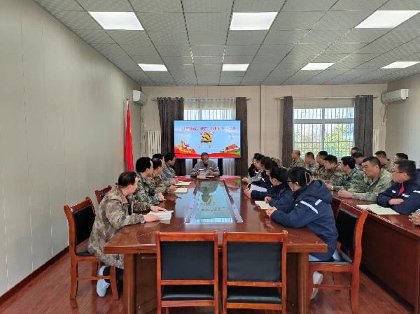 【理論宣講】鑫巖公司開展以學(xué)鑄魂，在‘點線面’上下功夫宣講活動