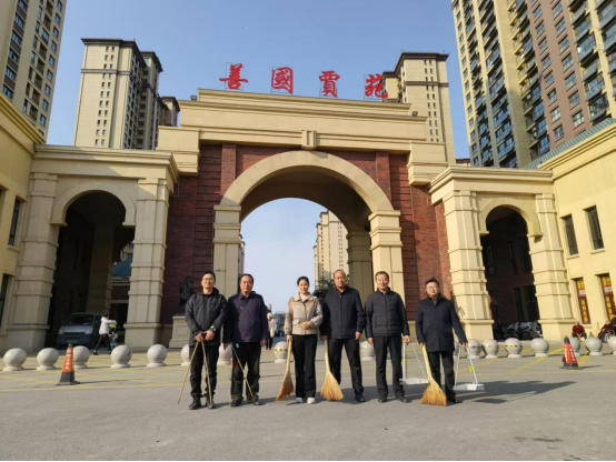 魯機(jī)職工到幫包社區(qū)開展志愿服務(wù)活動